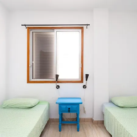 Live Caletillas Familiar Garoe Apartament *